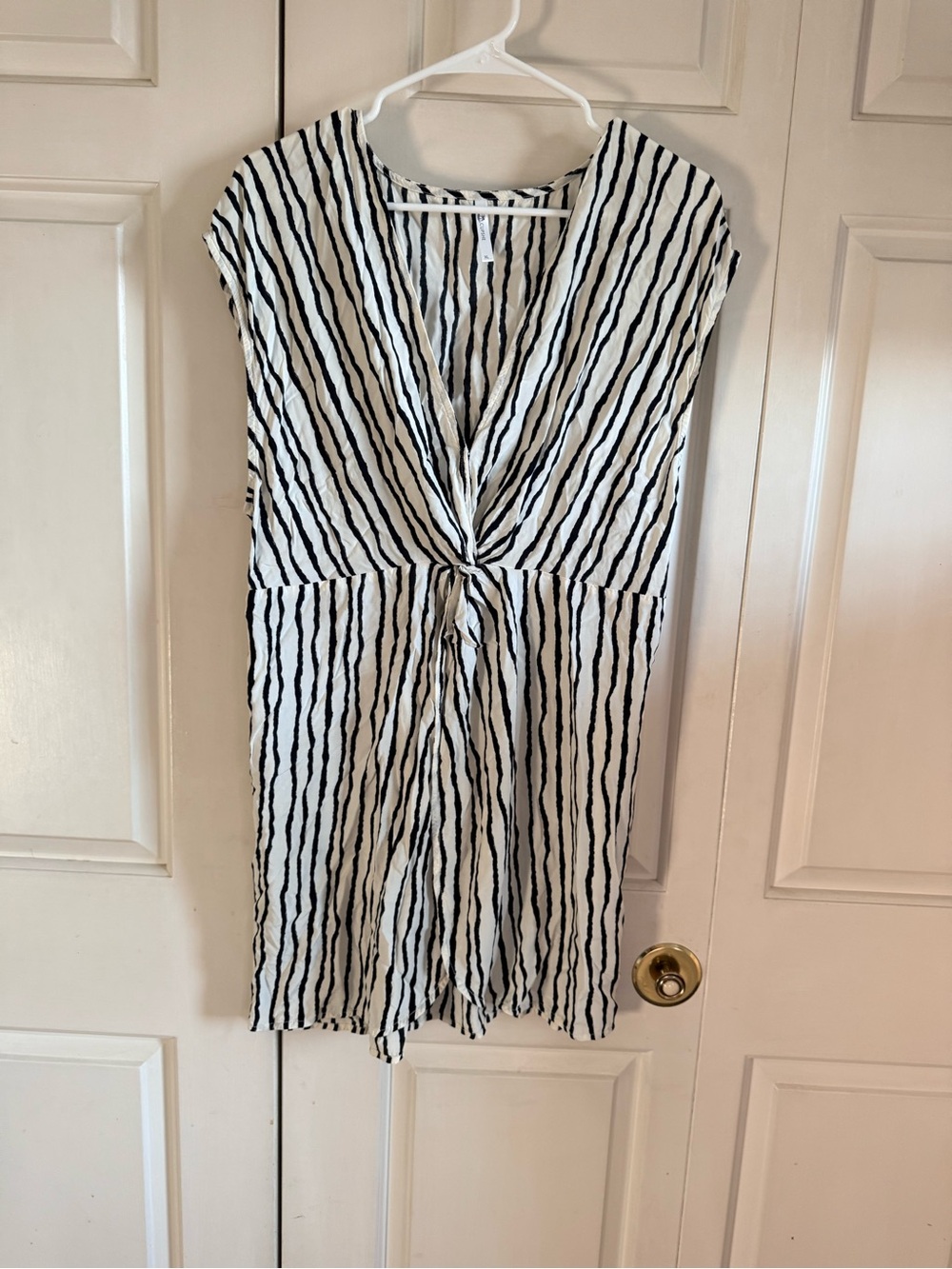 Cupshe Black and White Vertical Stripe Top